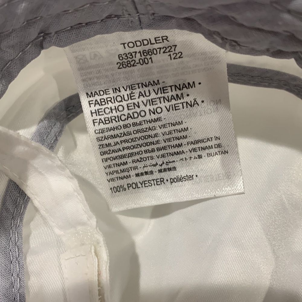 NIKE toddler bucket hat UPF40+ white embroidered logo adjustable chin strap - Picture 6 of 9